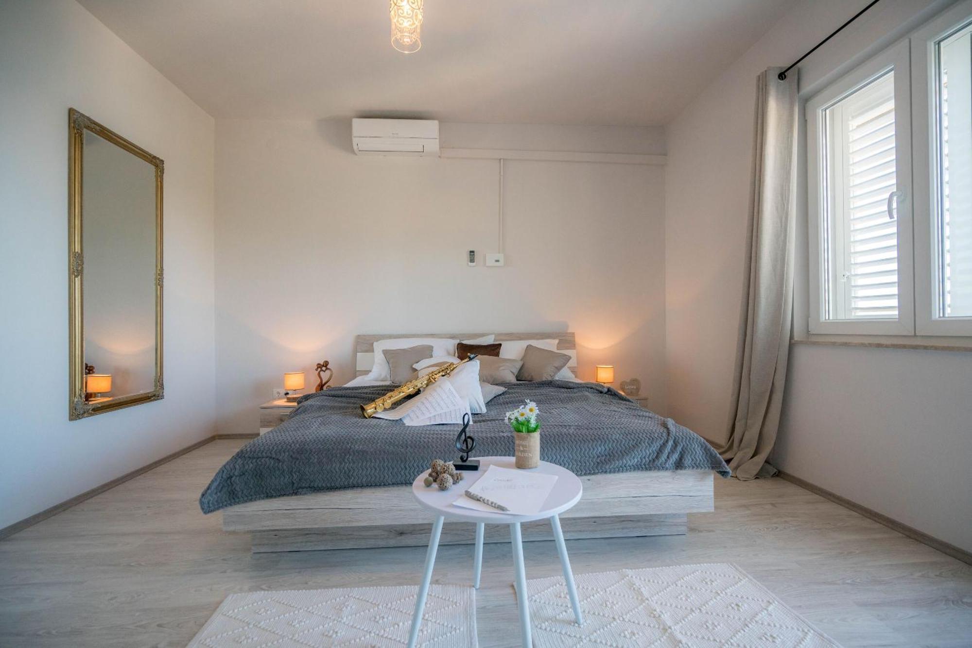 Apartments Sonata أوميس المظهر الخارجي الصورة